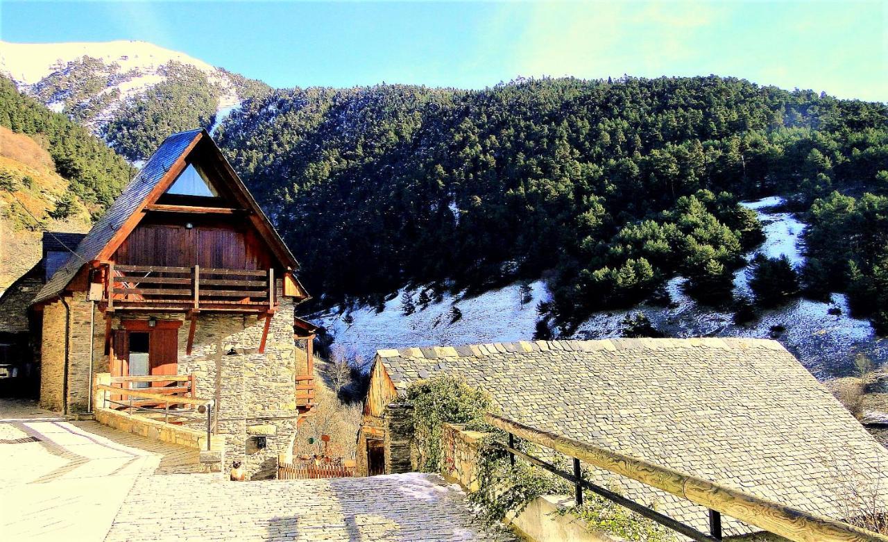 Apartamentos Aran Montcorbau Exterior foto