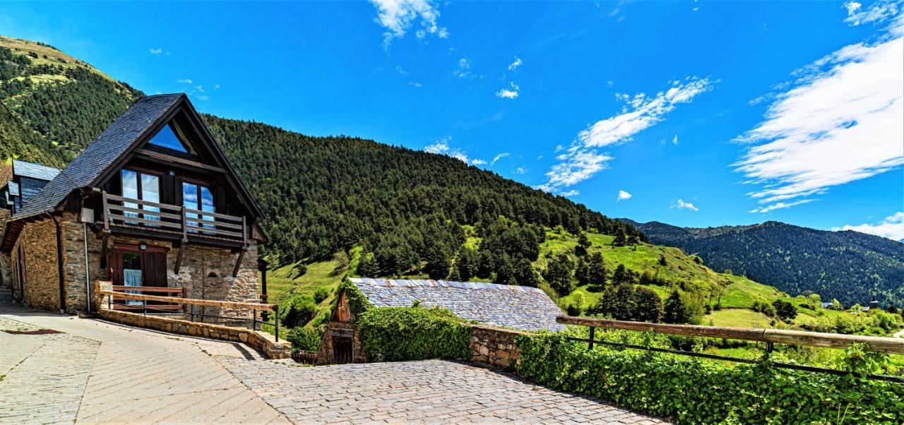 Apartamentos Aran Montcorbau Exterior foto